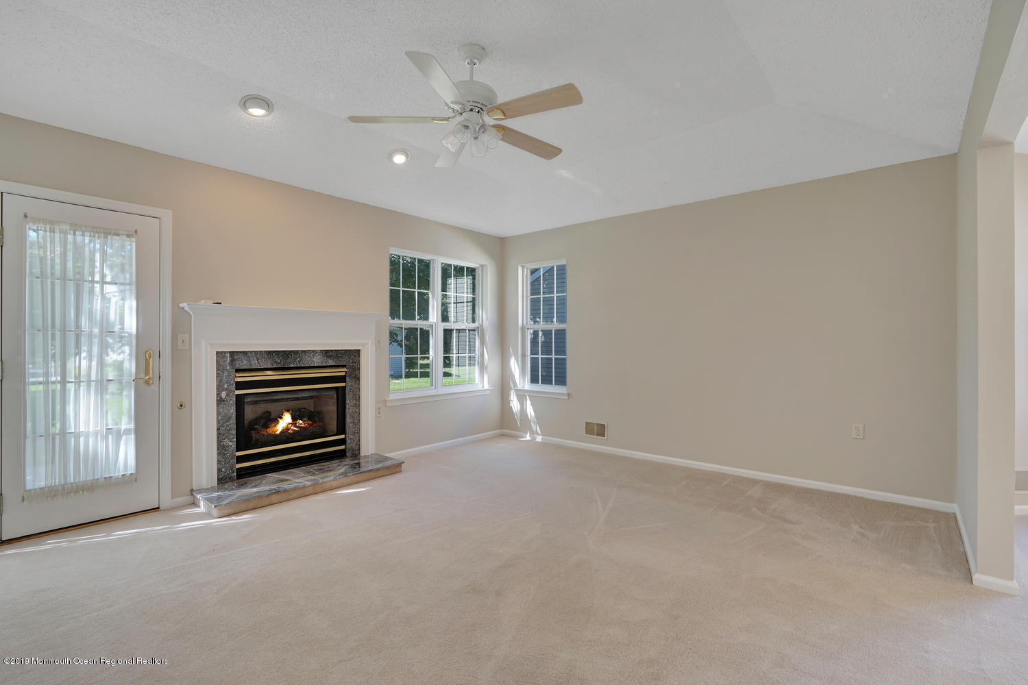 3 Archer Square Jackson, NJ 08527 - Photo 21 of 50 3 Archer Square Jackson-large-039-016-DS