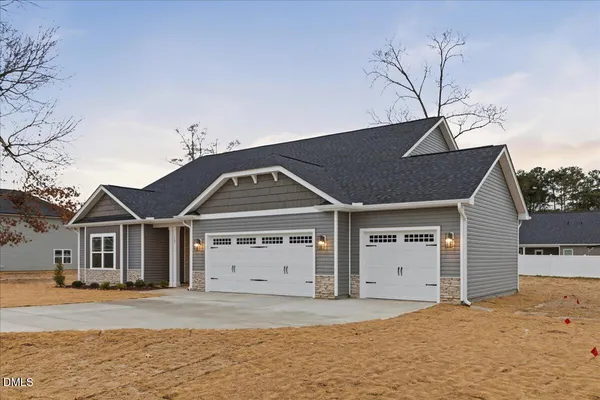 $399,850 | 107 Manchester Court, La Grange, NC 28551
