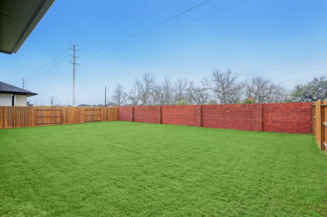 $6,000 | 4635 Sanders Meadow Lane, Sugar Land, TX 77479