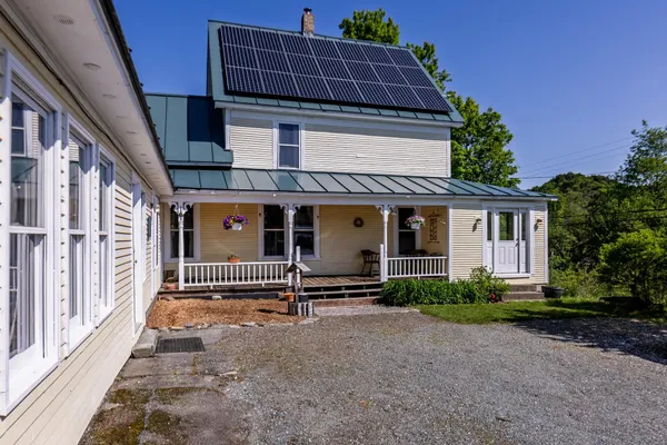 $550,000 | 8493 Highway 113, Thetford, VT 05058