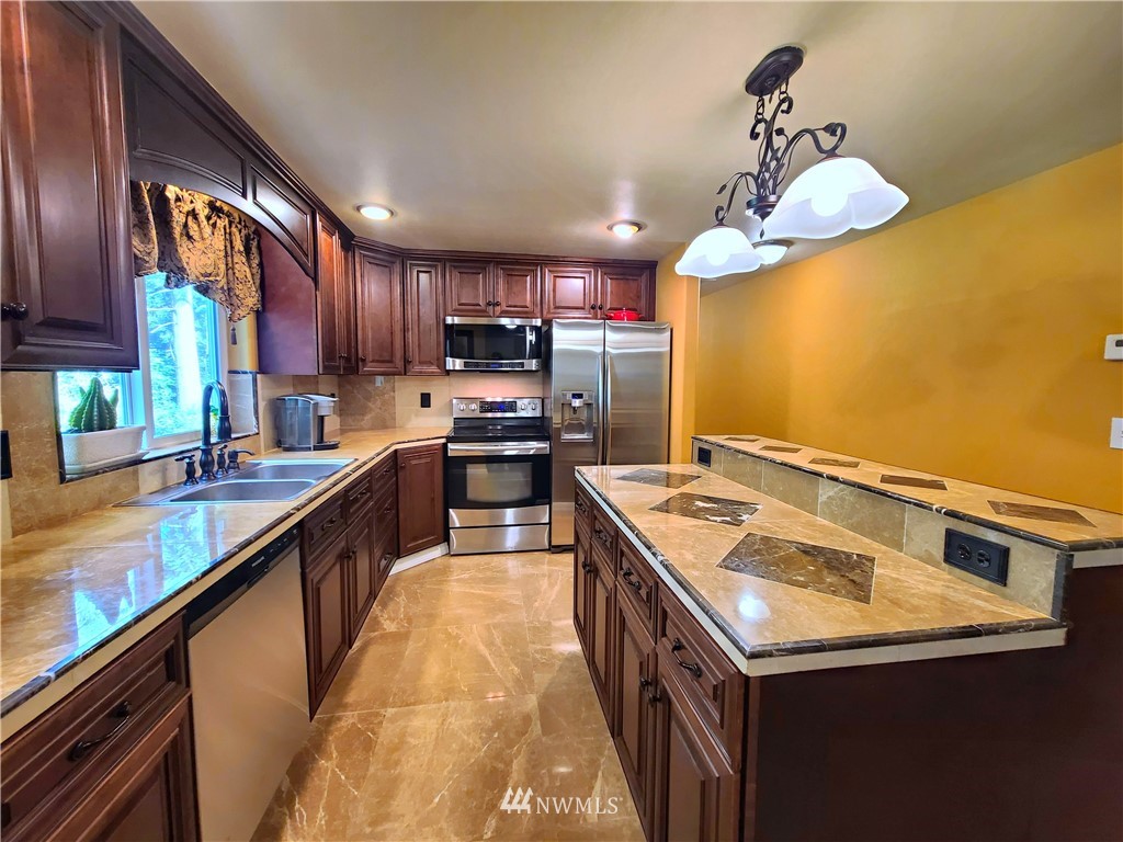 643 East Portage Road Shelton, WA 98584 - Photo 12 of 38 Gallery Image 12
