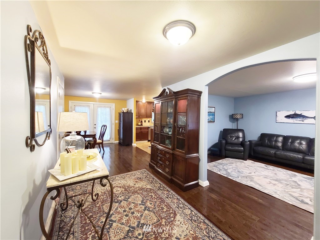 643 East Portage Road Shelton, WA 98584 - Photo 6 of 38 Gallery Image 6