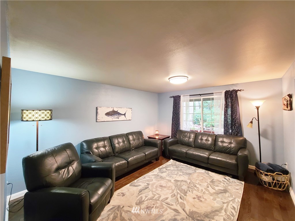 643 East Portage Road Shelton, WA 98584 - Photo 7 of 38 Gallery Image 7