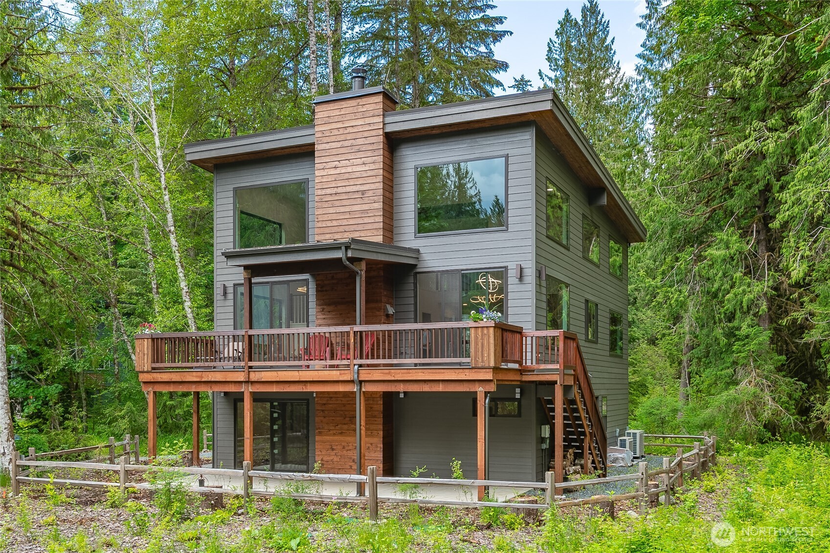 12031 Shuksan Rim Drive Deming, WA 98244 - Photo 2 of 40