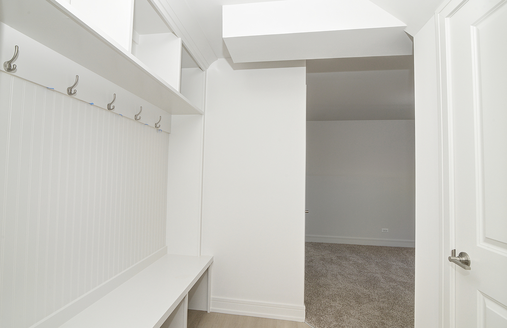 214 North Walnut Street Bensenville, IL 60106 - Photo 35 of 42 a view of small space