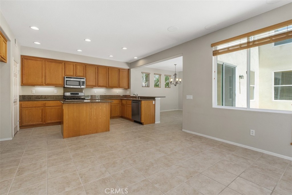 28905 Booth Bay Road Temecula, CA 92591 - Photo 15 of 51 Kitchen off Family Room