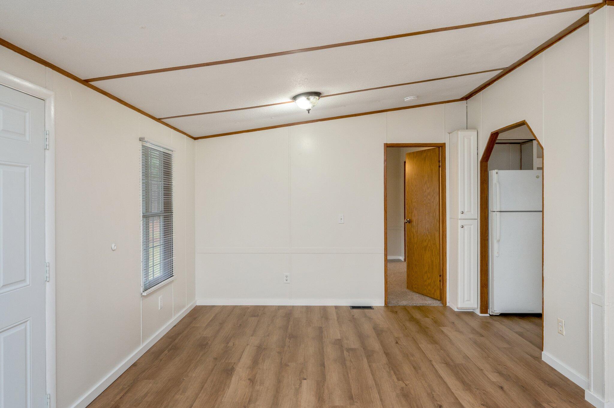 284 East Michaelangelo Road DeFuniak Springs, FL 32433 - Photo 11 of 38 8-web-or-mls-284 E Michaelangelo Rd-05