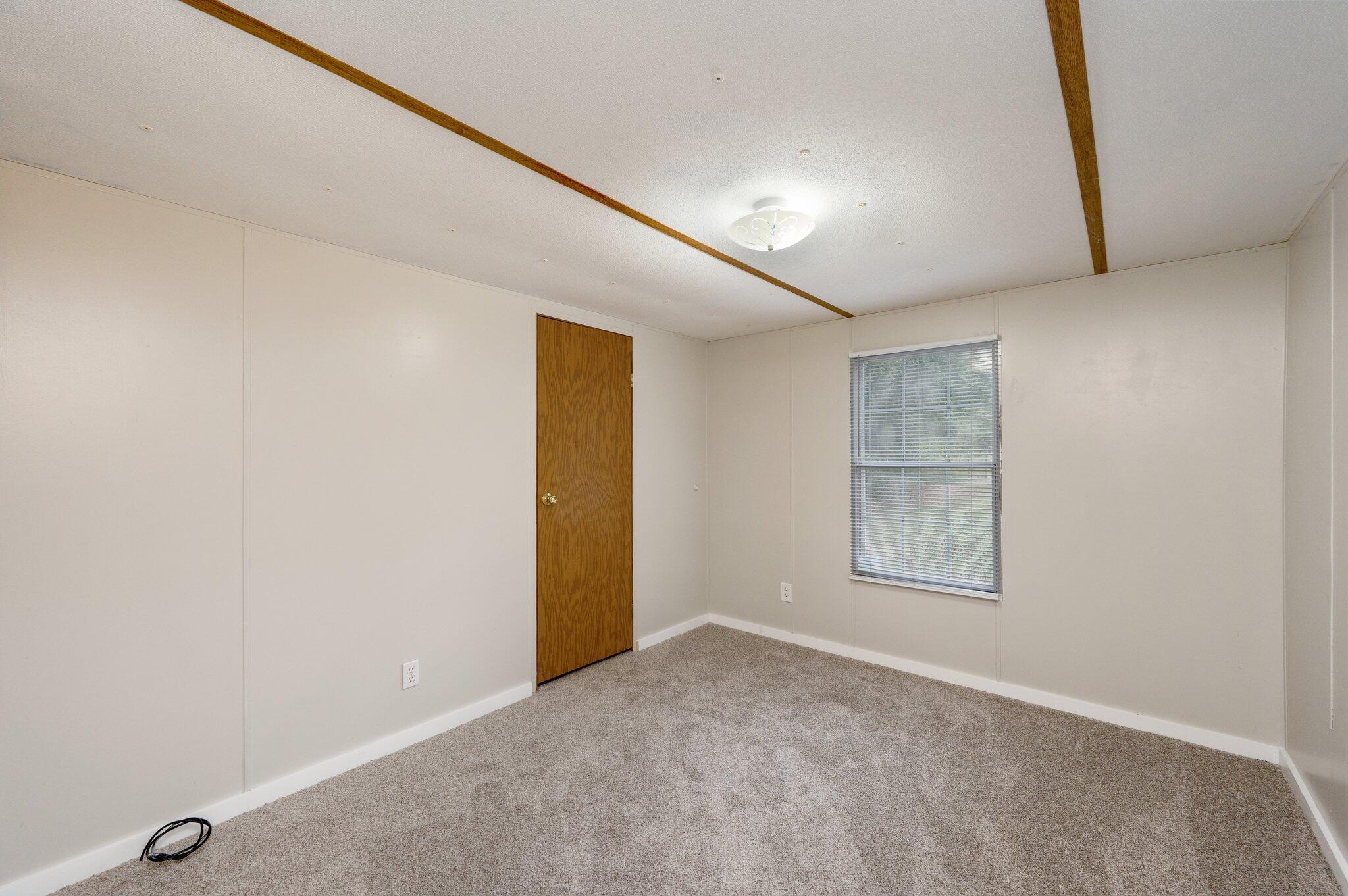 284 East Michaelangelo Road DeFuniak Springs, FL 32433 - Photo 26 of 38 23-web-or-mls-284 E Michaelangelo Rd-20