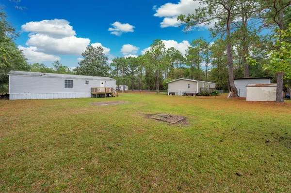$1,350 | 284 East Michaelangelo Road, DeFuniak Springs, FL 32433