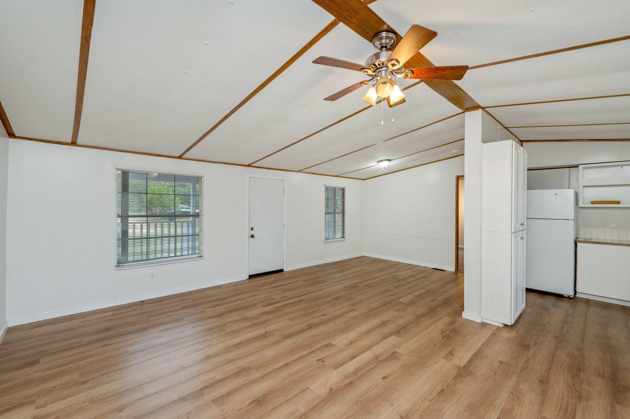 284 East Michaelangelo Road DeFuniak Springs, FL 32433 - Photo 10 of 38 7-web-or-mls-284 E Michaelangelo Rd-04