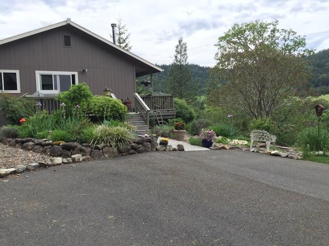 8129 Thompson Creek Road Jacksonville, OR 97530 - Photo 2 of 33 Additional Photo