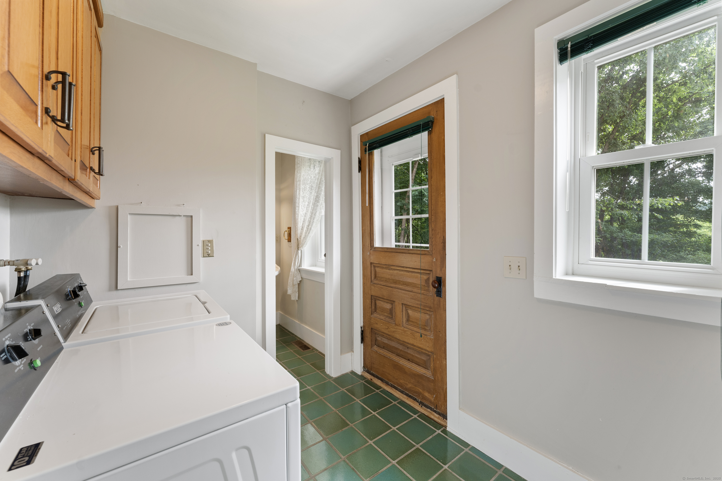 393 North Canterbury Road Canterbury, CT 06331 - Photo 21 of 40 a view of a storage & utility room