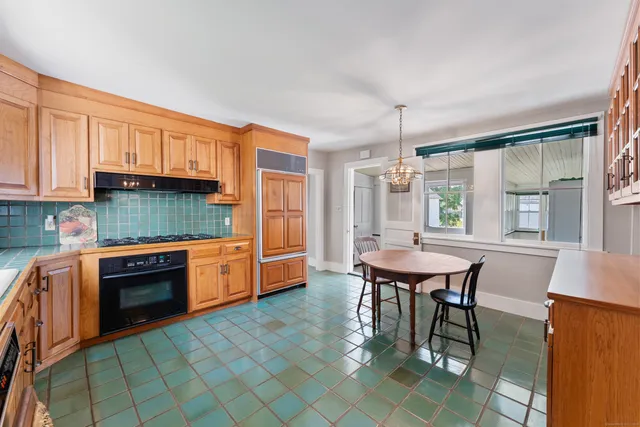 $515,000 | 393 North Canterbury Road, Canterbury, CT 06331