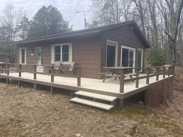 $299,000 | 617 North Croswell Avenue, White Cloud, MI 49349