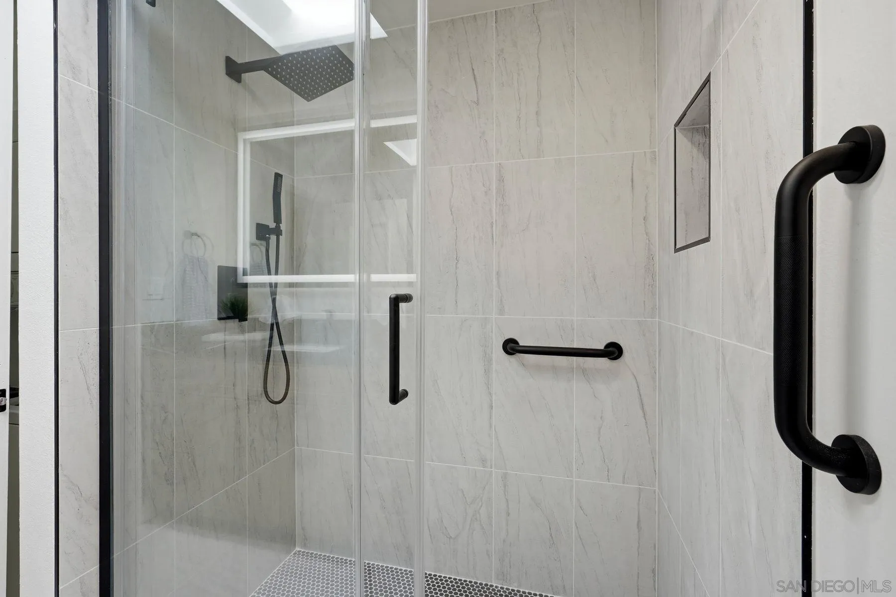 3606 Vista Rey, Unit 46 Oceanside, CA 92057 - Photo 22 of 36 a bathroom with a shower