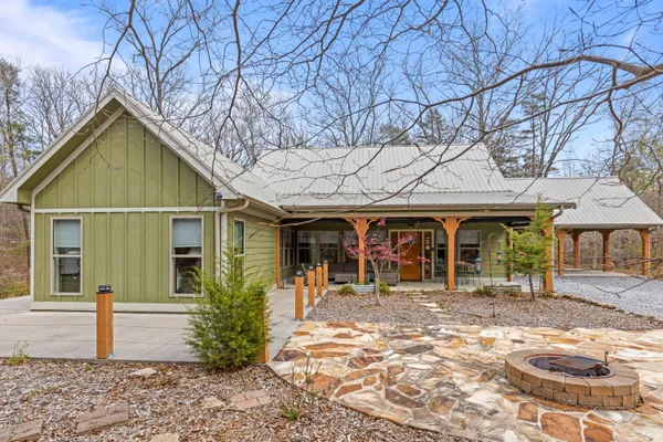 $599,000 | 90 Crook View Road, Menlo, GA 30731