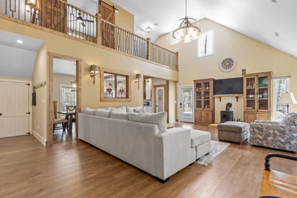 $599,000 | 90 Crook View Road, Menlo, GA 30731