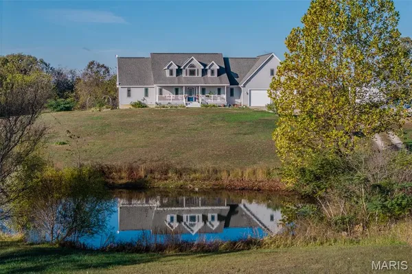 $589,000 | 271 Pleasant Knoll Road, Stoutland, MO 65567