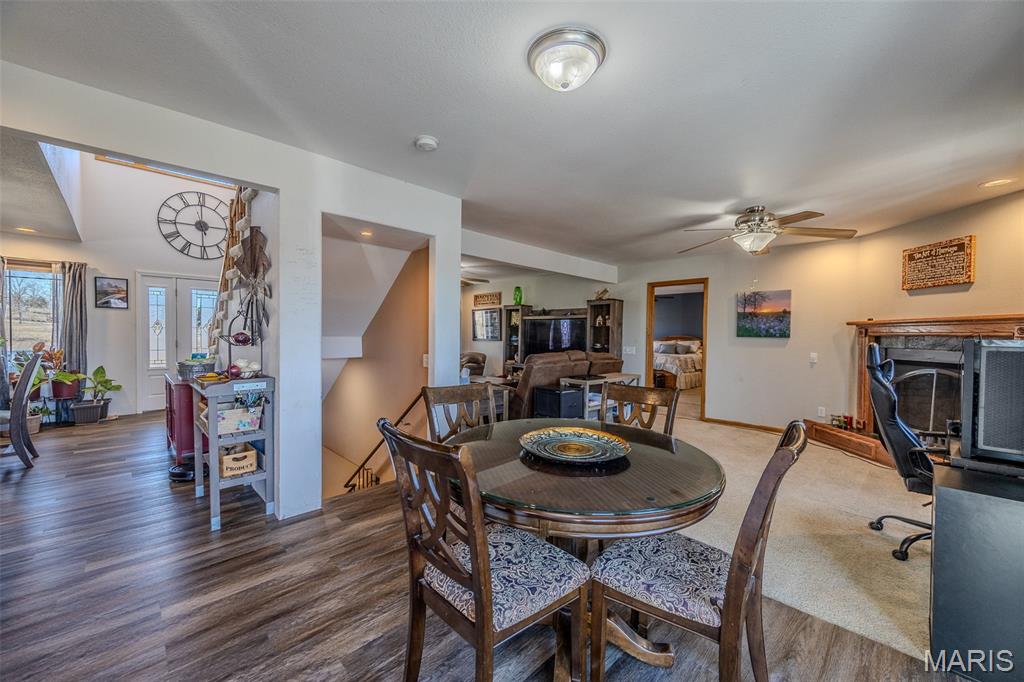 271 Pleasant Knoll Road Stoutland, MO 65567 - Photo 23 of 95