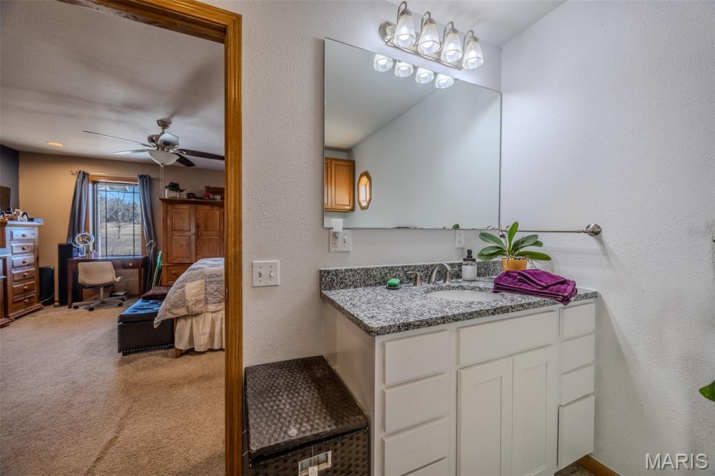 271 Pleasant Knoll Road Stoutland, MO 65567 - Photo 35 of 95