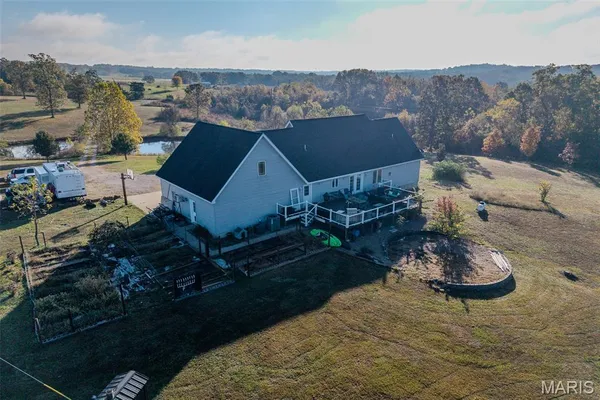 $589,000 | 271 Pleasant Knoll Road, Stoutland, MO 65567