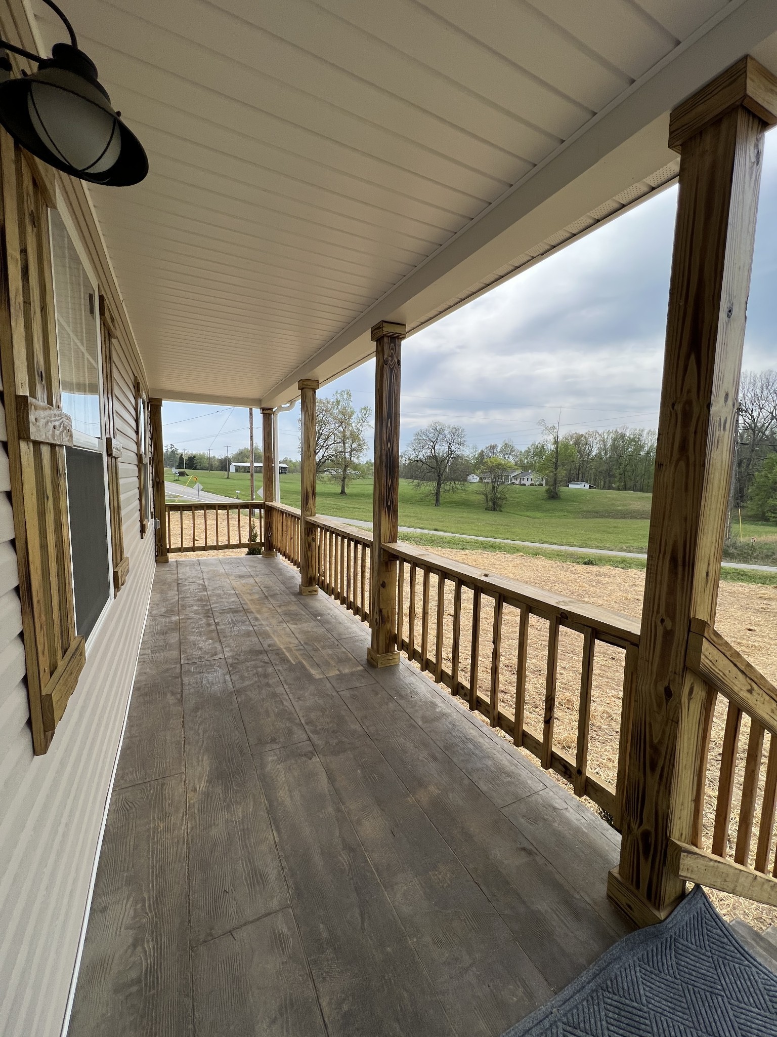 2363 Willette Road Red Boiling Springs, TN 37150 - Photo 10 of 10 a view of a porch