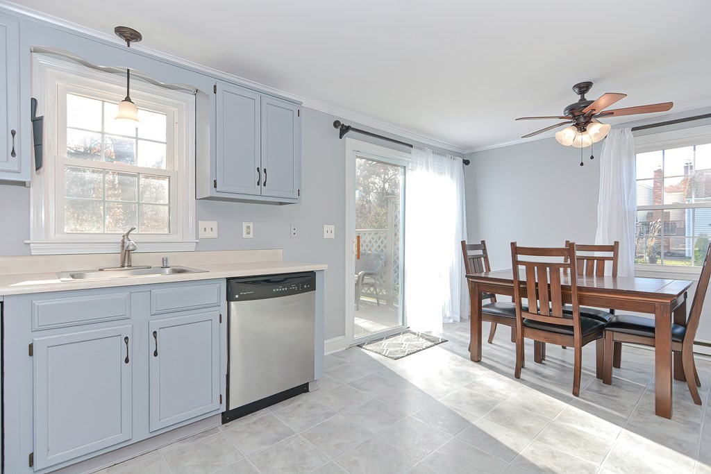 40 Cobb Road, Unit 40 Wrentham, MA 02093 - Photo 8 of 28 Gallery Image 8