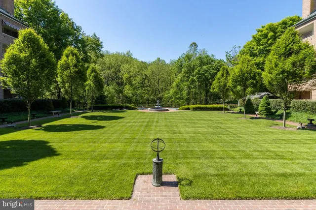 $315,000 | 2331 Old Court Road, Unit 201, Pikesville, MD 21208