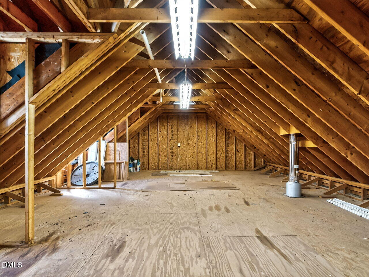5405 Carbonton Road Sanford, NC 27330 - Photo 41 of 67 040-1280x960-garage-2nd-fl