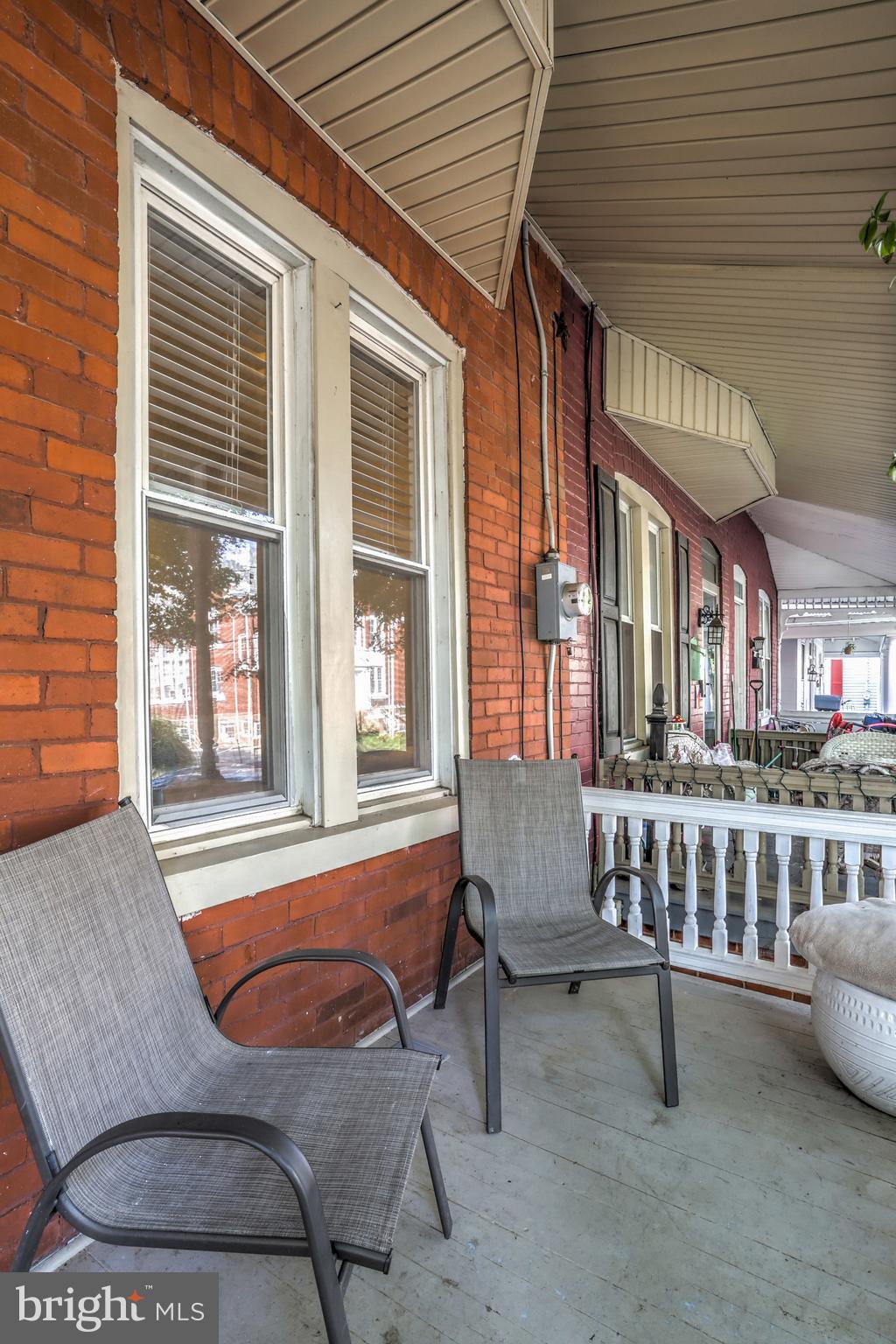 52 East Center Street Lititz, PA 17543 - Photo 4 of 41