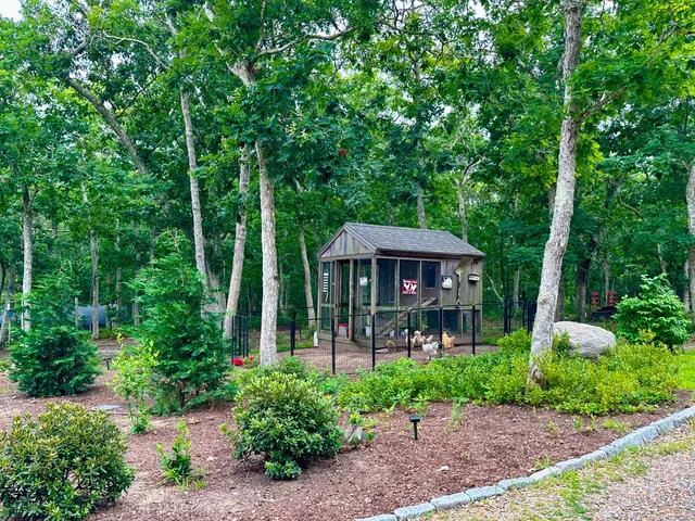 $3,995,000 | 96 Hammett Lane, Chilmark, MA 02535