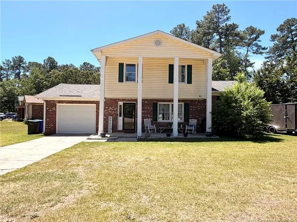 $2,350 | 1030 Rim Road, Fayetteville, NC 28314
