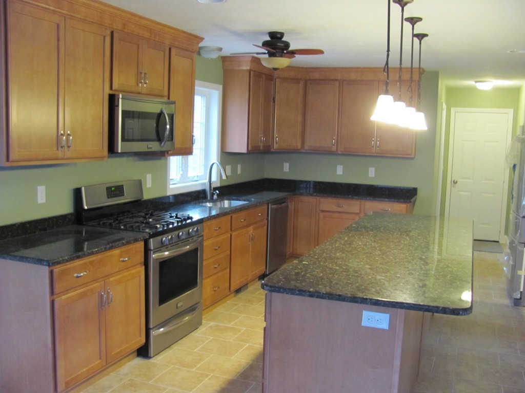 7 Cooperage Way Townsend, MA 01469 - Photo 10 of 14 Gallery Image 10
