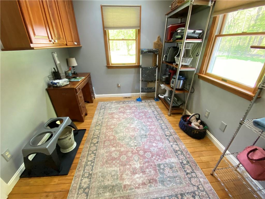 9935 Greiser Road Conneaut Lake, PA 16316 - Photo 25 of 50 a room with musical instruments