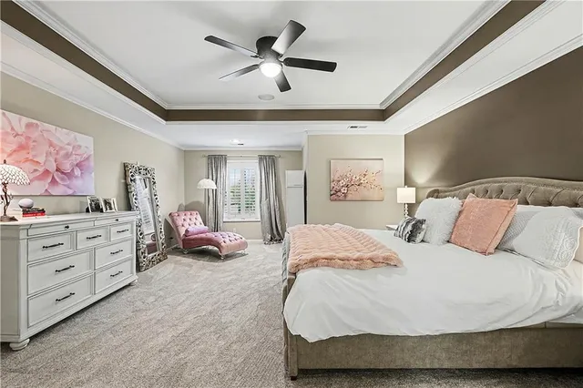 $825,000 | 10200 North Wabash Avenue, Kansas City, MO 64155