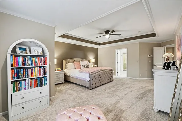 $825,000 | 10200 North Wabash Avenue, Kansas City, MO 64155