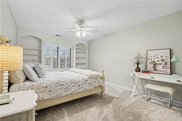 $825,000 | 10200 North Wabash Avenue, Kansas City, MO 64155