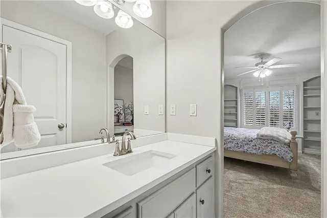 $825,000 | 10200 North Wabash Avenue, Kansas City, MO 64155