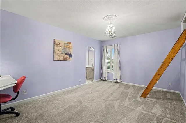 $825,000 | 10200 North Wabash Avenue, Kansas City, MO 64155