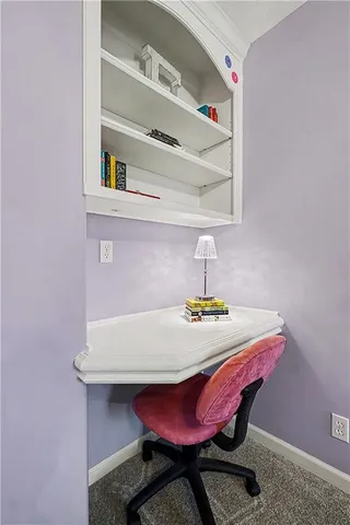 $825,000 | 10200 North Wabash Avenue, Kansas City, MO 64155