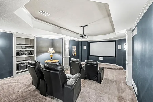 $825,000 | 10200 North Wabash Avenue, Kansas City, MO 64155