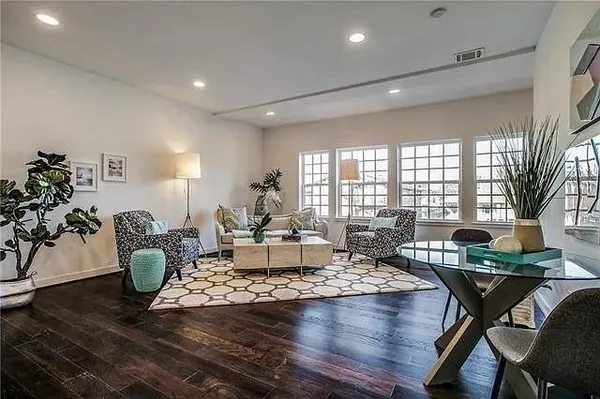 $3,450 | 627 Finley Court, Dallas, TX 75208