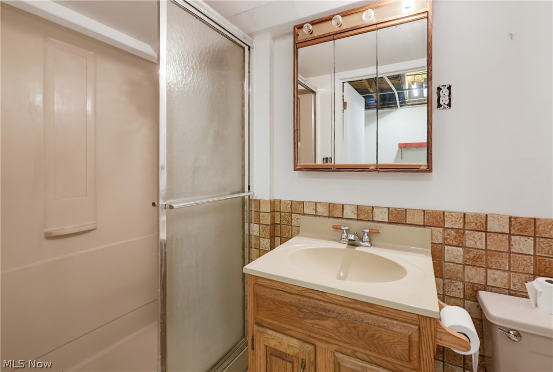 6125 Hillside Road Independence, OH 44131 - Photo 42 of 50 lower level full bath