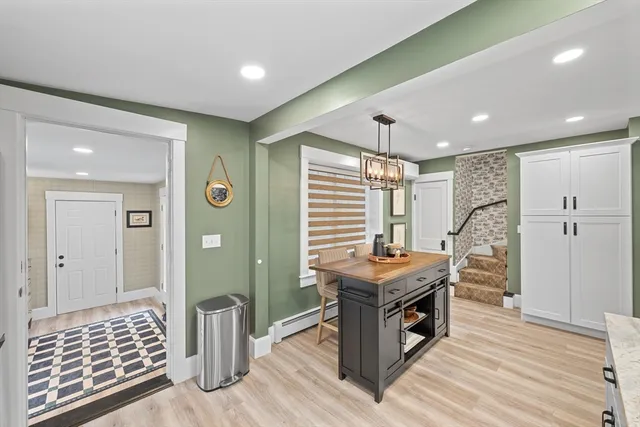 $798,000 | 7 Nipmuck Drive, Webster, MA 01570