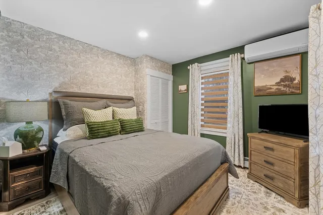 $798,000 | 7 Nipmuck Drive, Webster, MA 01570