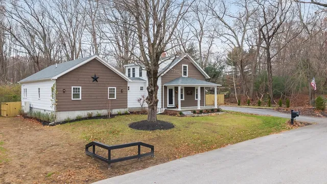 $798,000 | 7 Nipmuck Drive, Webster, MA 01570