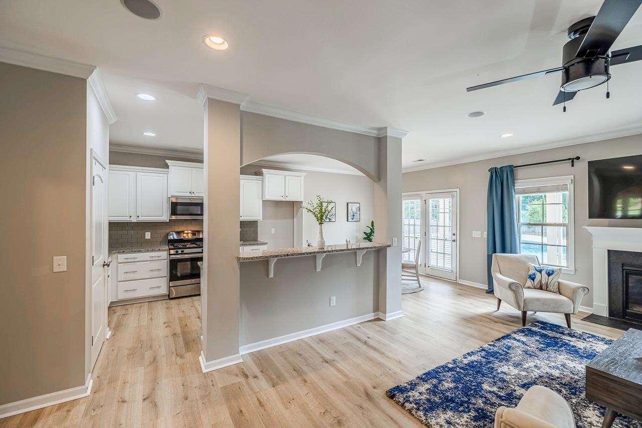 352 Avendell Drive Easley, SC 29642 - Photo 8 of 41