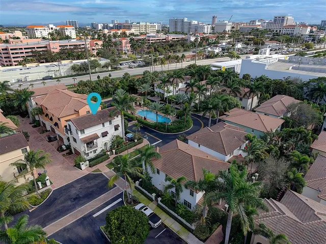 $1,195,000 | 72 Northwest Chaucer Lane, Boca Raton, FL 33432