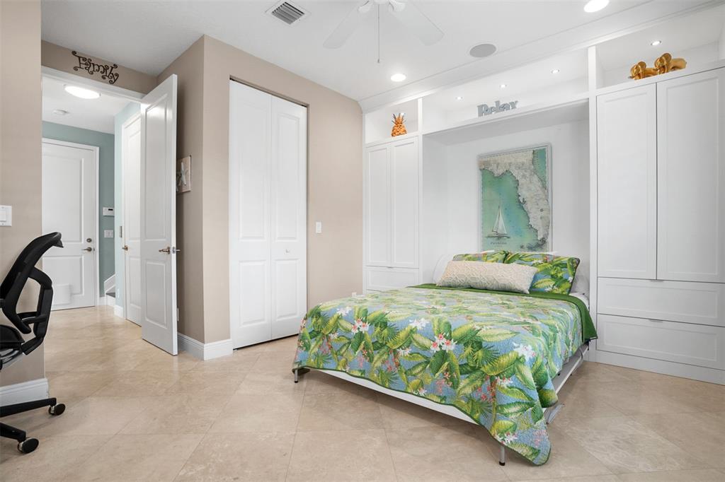 72 Northwest Chaucer Lane Boca Raton, FL 33432 - Photo 30 of 60