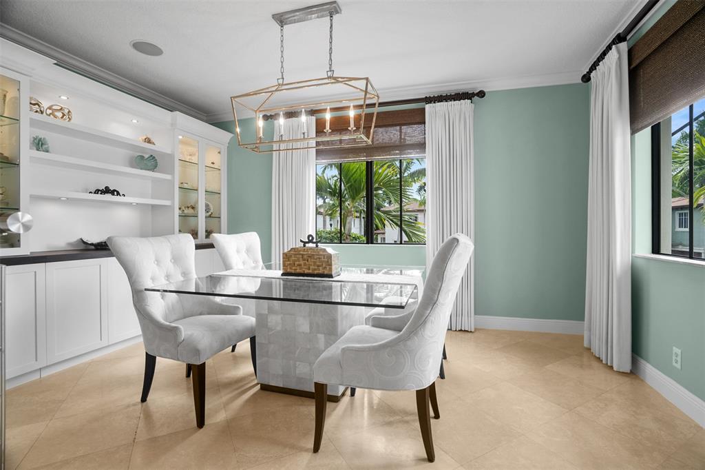 72 Northwest Chaucer Lane Boca Raton, FL 33432 - Photo 37 of 60